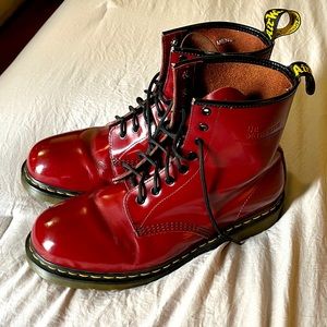 Dr. Martens 1460 Cherry